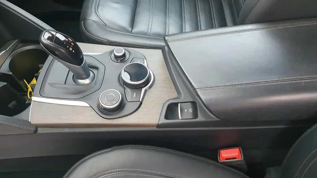 Alfa Romeo Stelvio First Edition Q4,Kamera, Voll-Leder 01/2018-photo-22