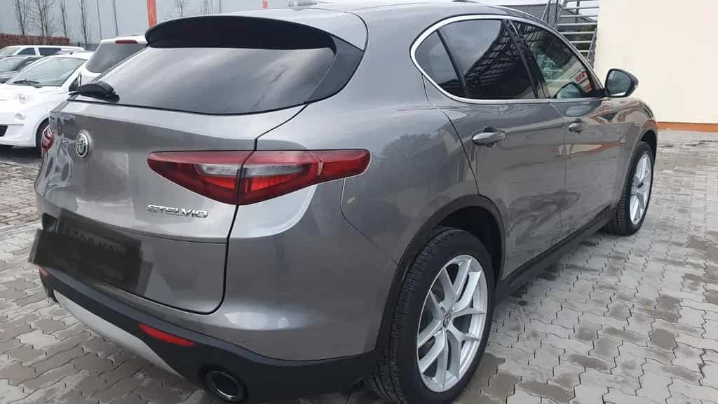 Alfa Romeo Stelvio First Edition Q4,Kamera, Voll-Leder 01/2018-photo-6