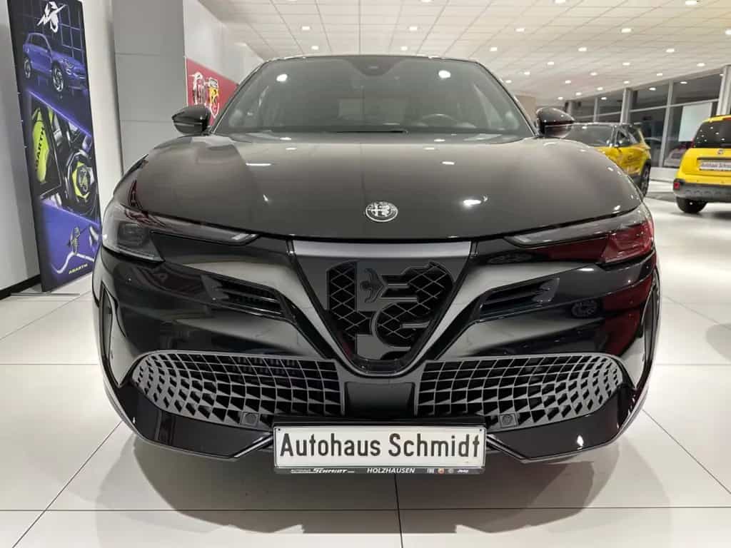 Alfa Romeo Junior Ibrida 1.2 VGT 48V-Hybrid 100 kW Speciale 01/2025-photo-0