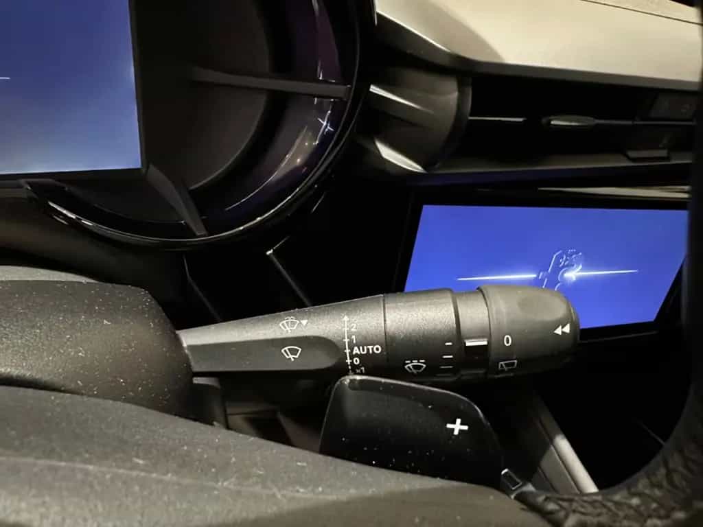 Alfa Romeo Junior Ibrida 1.2 VGT 48V-Hybrid 100 kW Speciale 01/2025-photo-17