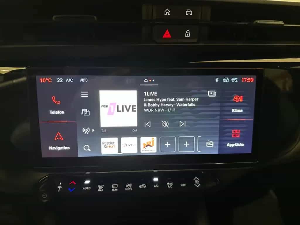Alfa Romeo Junior Ibrida 1.2 VGT 48V-Hybrid 100 kW Speciale 01/2025-photo-21