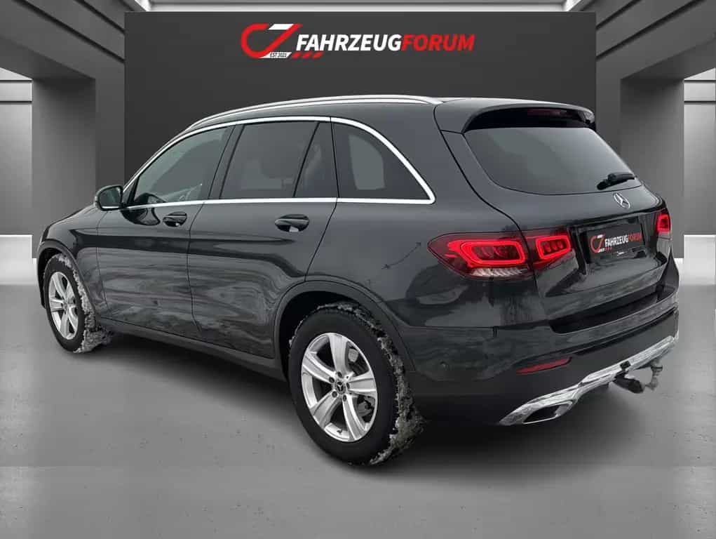 Mercedes-Benz GLC-Class 220 d 4Matic*Park-Paket High-End*AHK 12/2020-photo-3