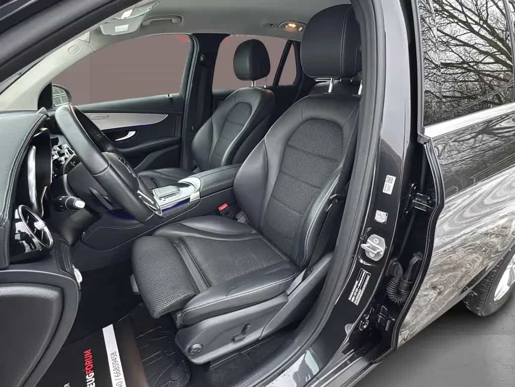 Mercedes-Benz GLC-Class 220 d 4Matic*Park-Paket High-End*AHK 12/2020-photo-6