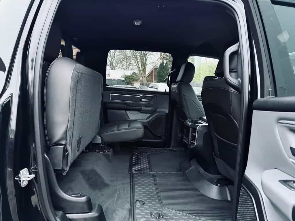 Dodge RAM SPORT*V8*4X4*AHK*NAVI*ROLLBAR*OFFROAD*LIFT*LED* 12/2021-photo-39