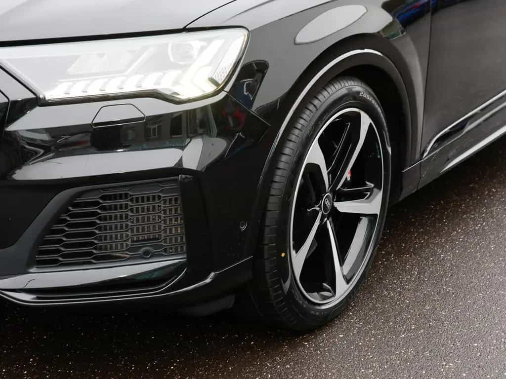 Audi SQ7 4.0 TFSI Matrix ACC AHK Panorama B&O Kamera 01/2022-photo-21