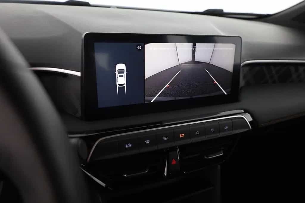 MG MG3 1.5 Comfort LED Navi Kamera Tempomat 10/2025-photo-27