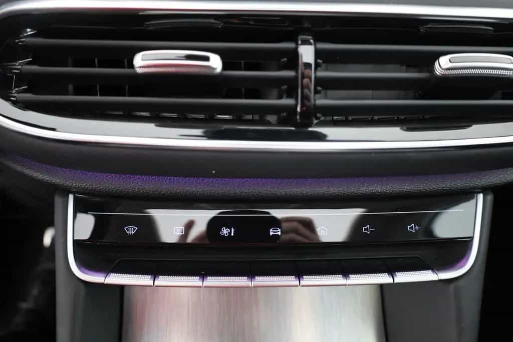 MG HS 1.5 T-GDI Luxury Aut. LED ACC Navi 360° Pano 03/2024-photo-11