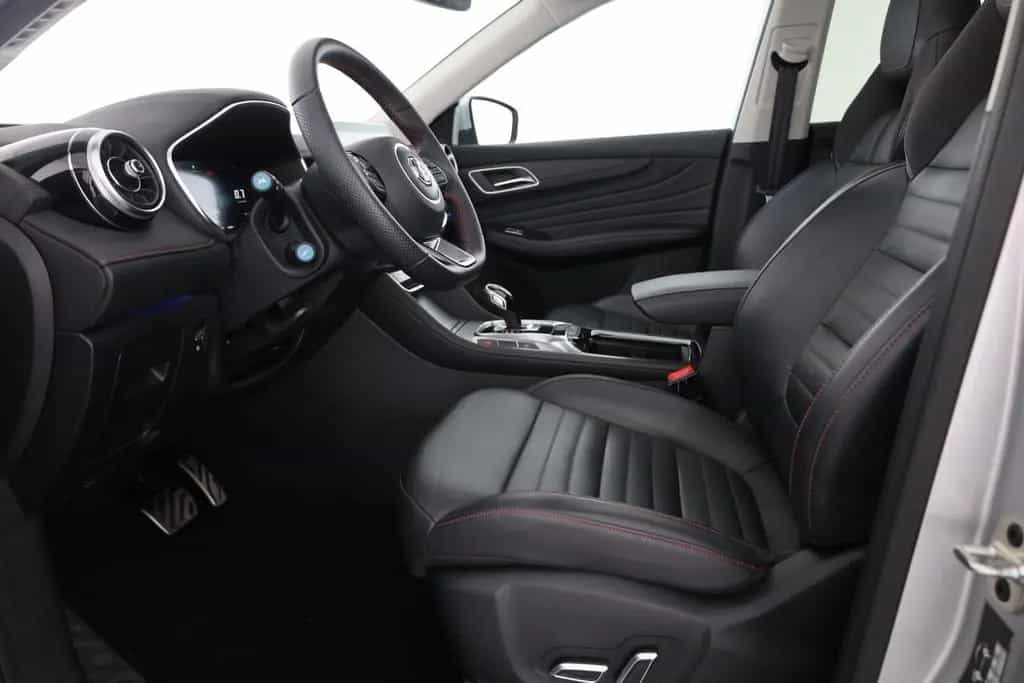 MG HS 1.5 T-GDI Luxury Aut. LED ACC Navi 360° Pano 03/2024-photo-22