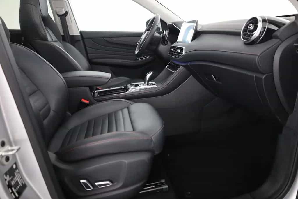 MG HS 1.5 T-GDI Luxury Aut. LED ACC Navi 360° Pano 03/2024-photo-23