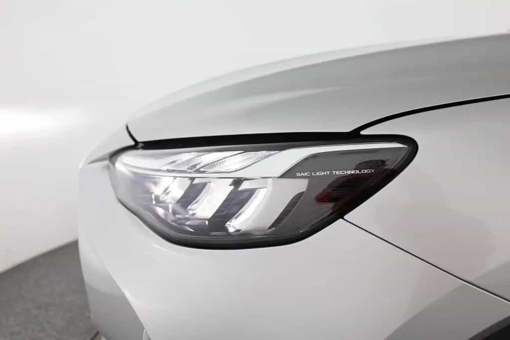 MG HS 1.5 T-GDI Luxury Aut. LED ACC Navi 360° Pano 03/2024-photo-31