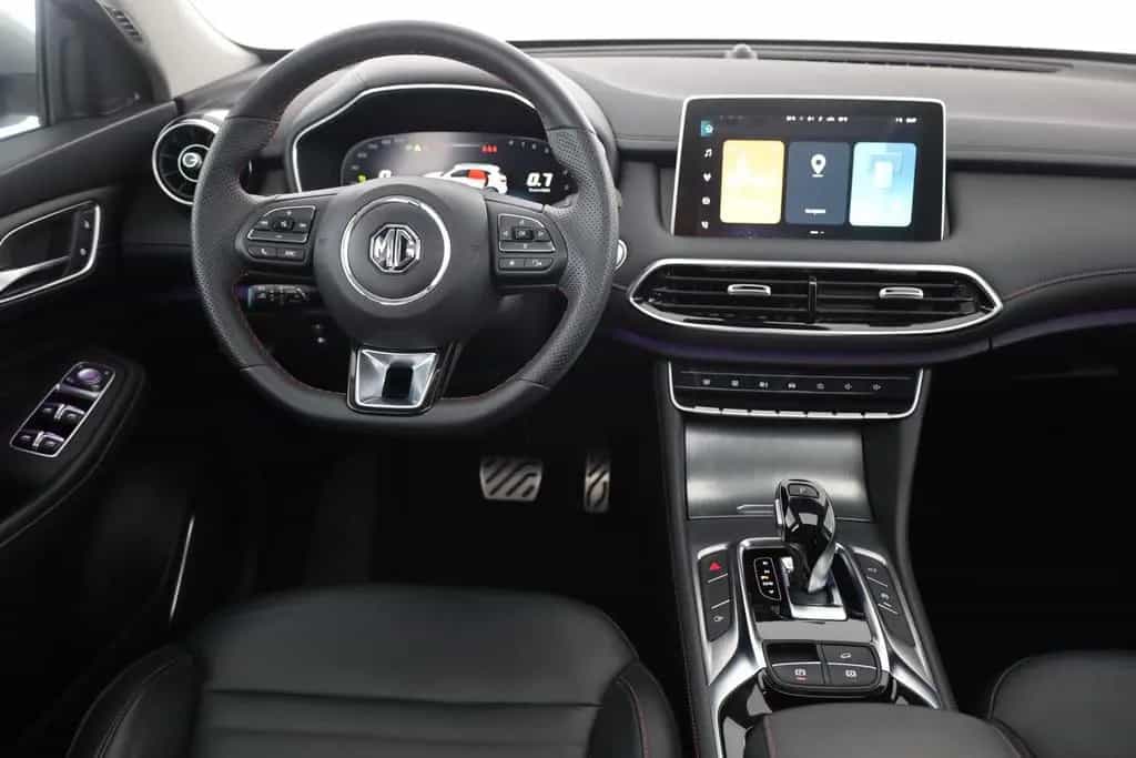 MG HS 1.5 T-GDI Luxury Aut. LED ACC Navi 360° Pano 03/2024-photo-9