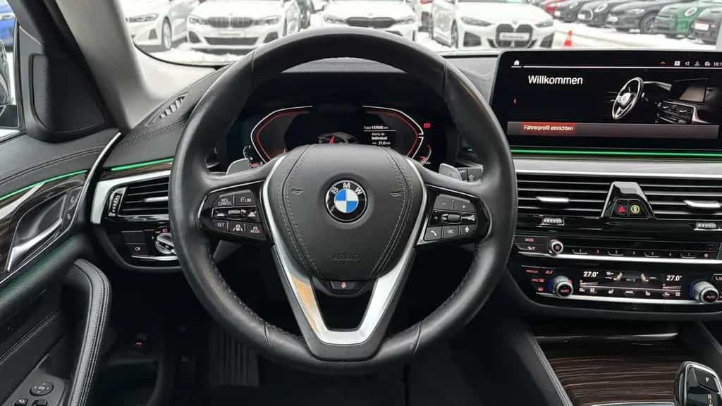 BMW 5 Series 520d xDrive Laser LC Prof AHK HUD RFK Memory LRH 07/2022-photo-15