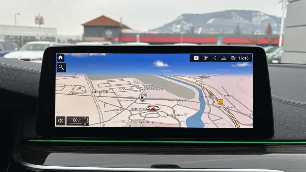 BMW 5 Series 520d xDrive Laser LC Prof AHK HUD RFK Memory LRH 07/2022-photo-19
