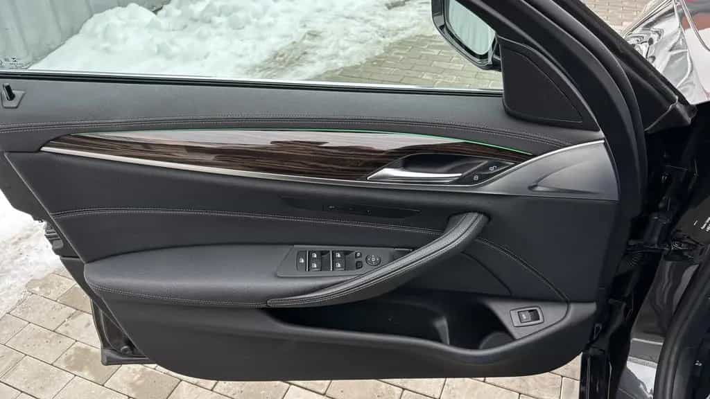 BMW 5 Series 520d xDrive Laser LC Prof AHK HUD RFK Memory LRH 07/2022-photo-25