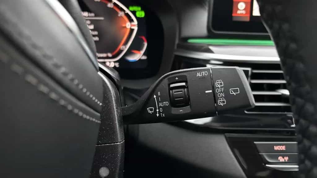 BMW 5 Series 520d xDrive Laser LC Prof AHK HUD RFK Memory LRH 07/2022-photo-30