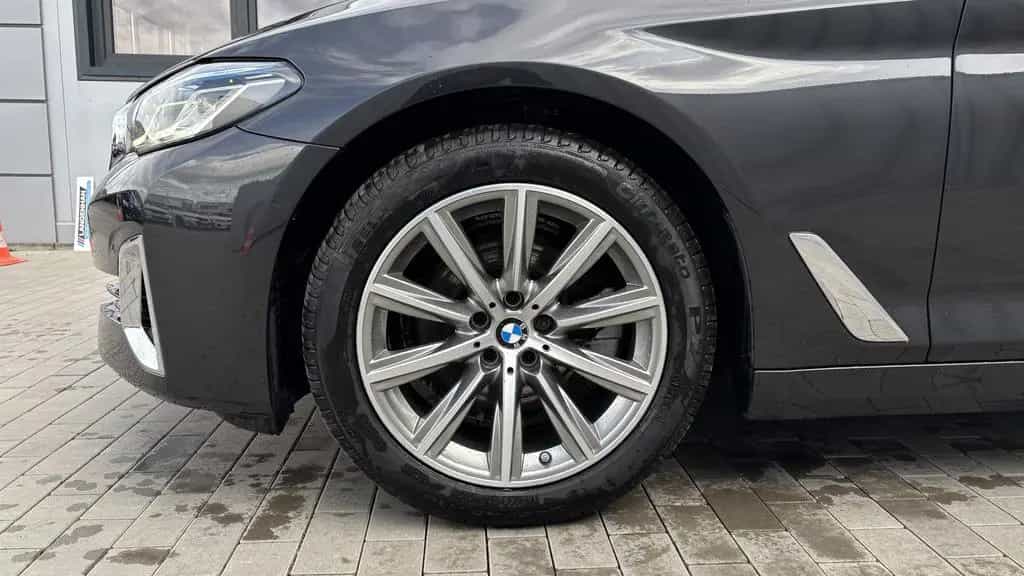 BMW 5 Series 520d xDrive Laser LC Prof AHK HUD RFK Memory LRH 07/2022-photo-37