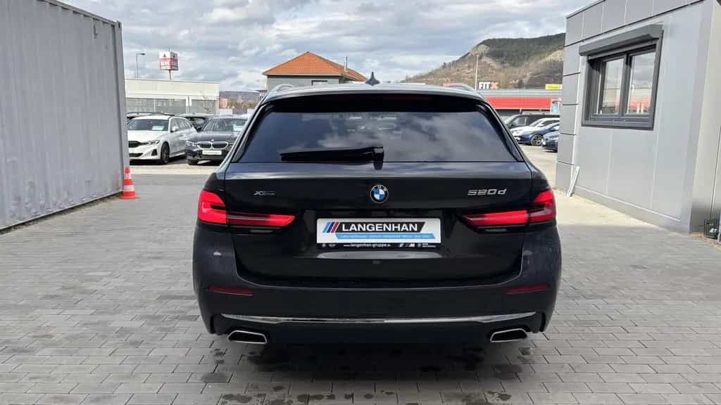 BMW 5 Series 520d xDrive Laser LC Prof AHK HUD RFK Memory LRH 07/2022-photo-5
