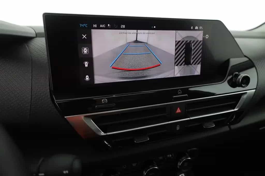 Citroën C4 PureTech 130 Aut. LED ACC Navi Pano 360° 05/2024-photo-27