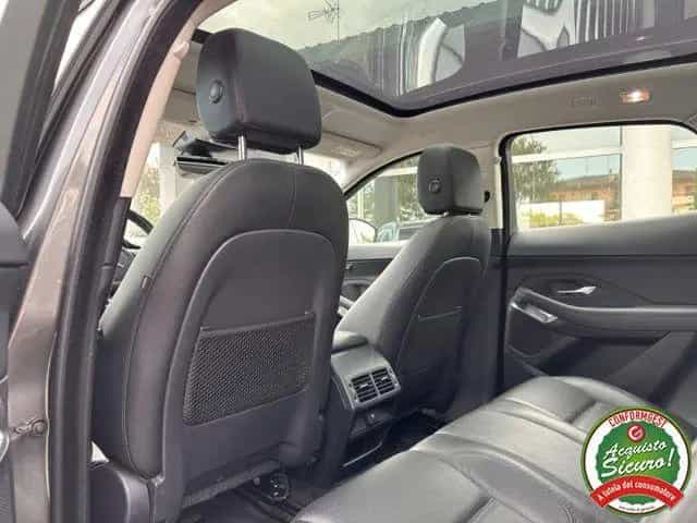 Jaguar E-Pace E-Pace 2.0D 150 CV Pelle Navi Tetto 05/2018-photo-11