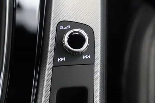 Audi A4 Avant 40TFSI 190PS advanced Virtual ACC LED 11/2019-photo-35