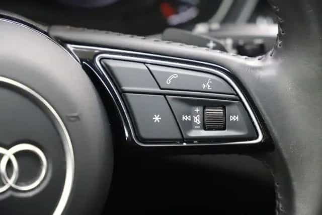 Audi A4 Avant 40TFSI 190PS advanced Virtual ACC LED 11/2019-photo-39