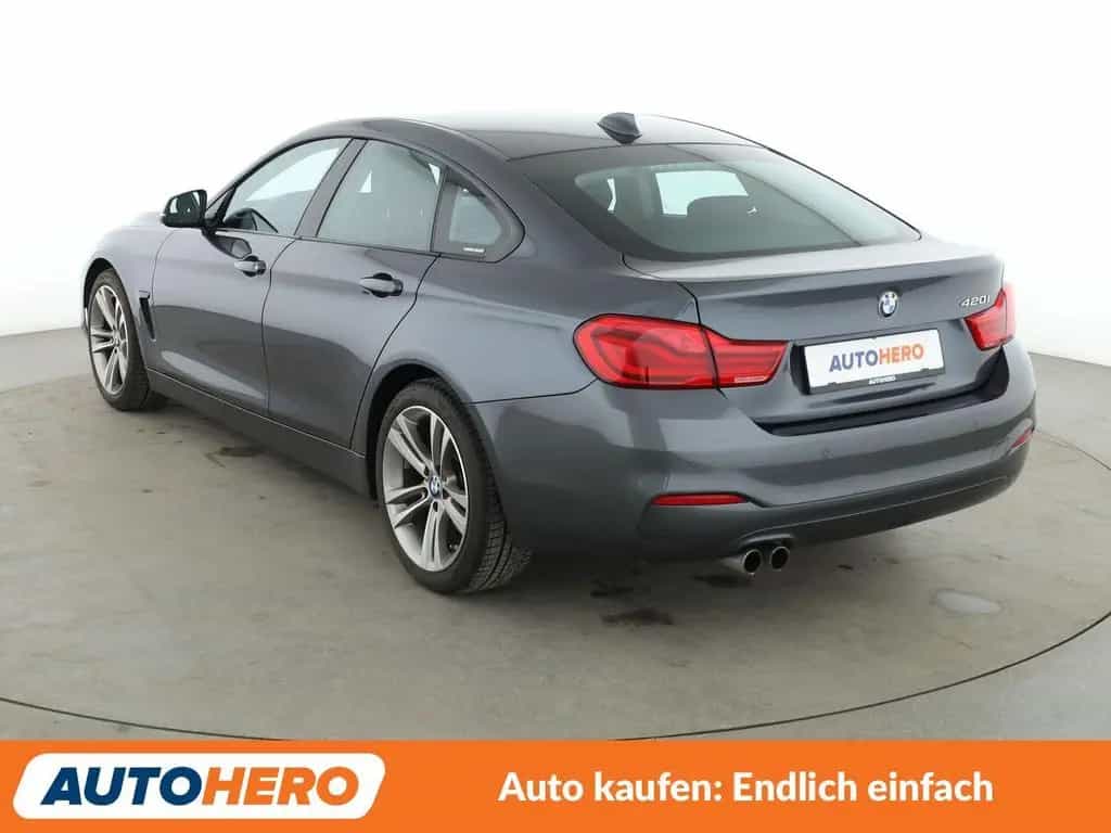 BMW 4 Series 420i Gran Coupé Advantage *LED*TEMPO*SHZ*PDC*NAV 07/2017-photo-3