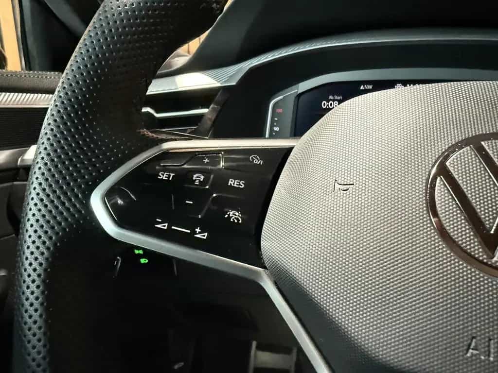 Volkswagen Arteon SB. 2,0 TSI R-Line*Navi*Kam*AHK*Keyl.*IQ* 10/2022-photo-23