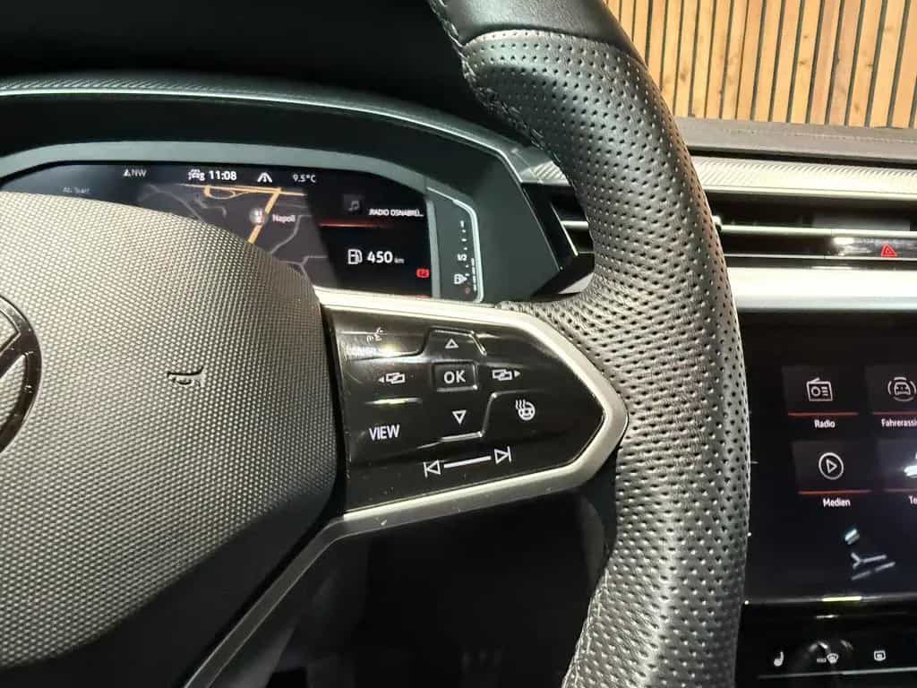 Volkswagen Arteon SB. 2,0 TSI R-Line*Navi*Kam*AHK*Keyl.*IQ* 10/2022-photo-24
