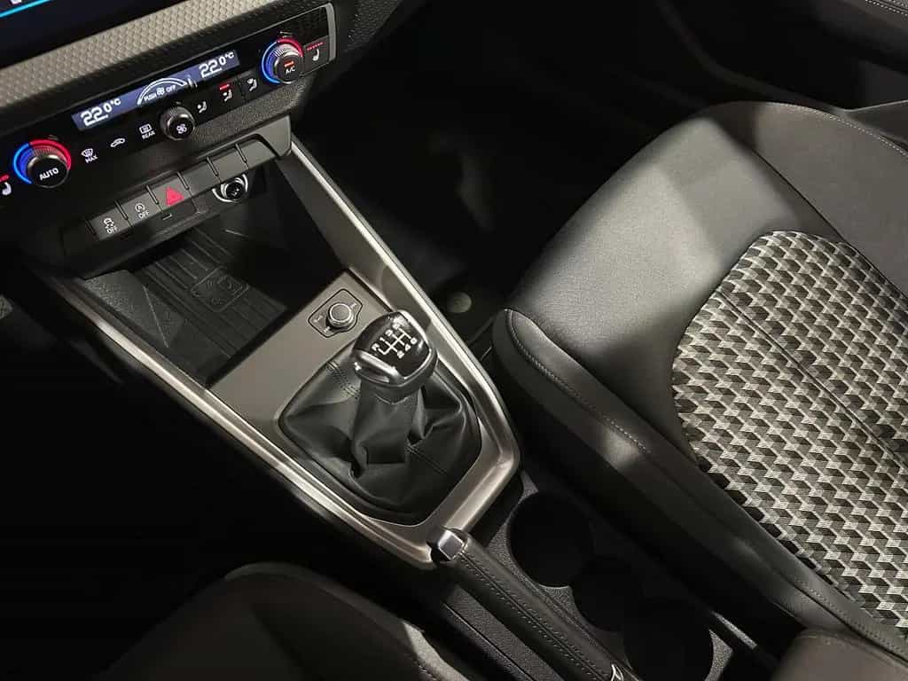 Audi A1 Sb. 30 TFSI*ADVANCED*LED-TEMPO-DSP-PDC-SPUR 10/2019-photo-33