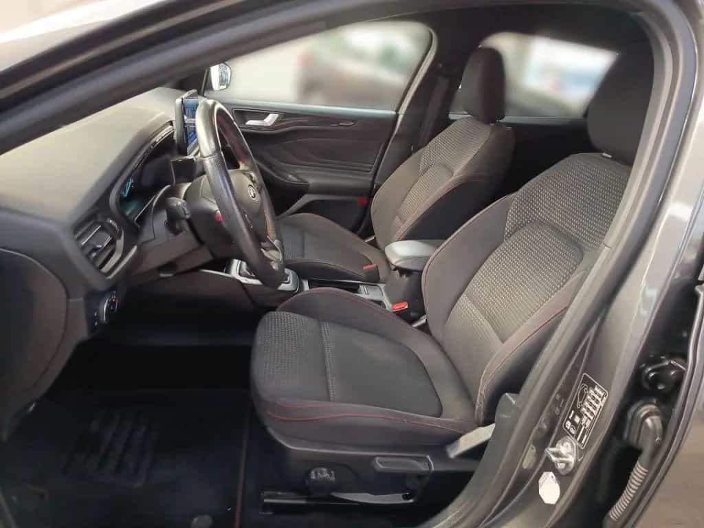 Ford Focus Turnier 1.5 EcoBoost ST-LINE *NAVI*KLIMA* 06/2019-photo-6