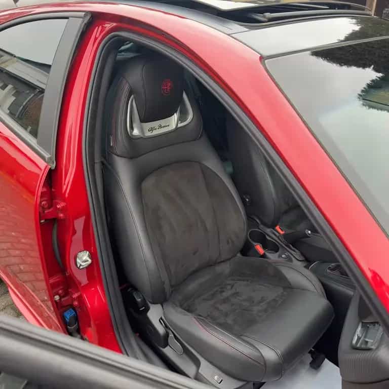 Alfa Romeo Giulietta Veloce *Rosso Competizione*Sport Sitz* 10/2018-photo-12