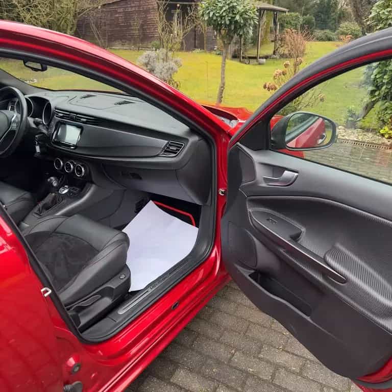 Alfa Romeo Giulietta Veloce *Rosso Competizione*Sport Sitz* 10/2018-photo-13