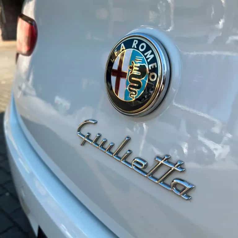 Alfa Romeo Giulietta Quadrifoglio Verde 08/2011-photo-7
