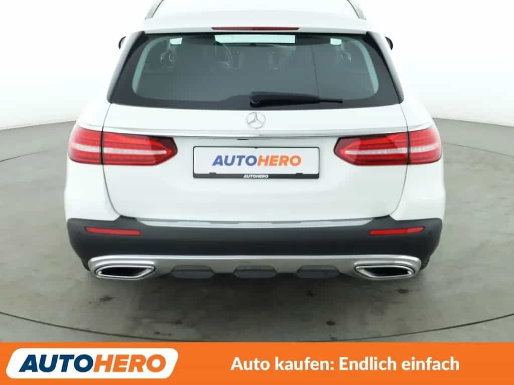 Mercedes-Benz E-Class d 4Matic Aut.*LED*NAVI*ACC*CAM*PDC*SHZ* 02/2021-photo-4