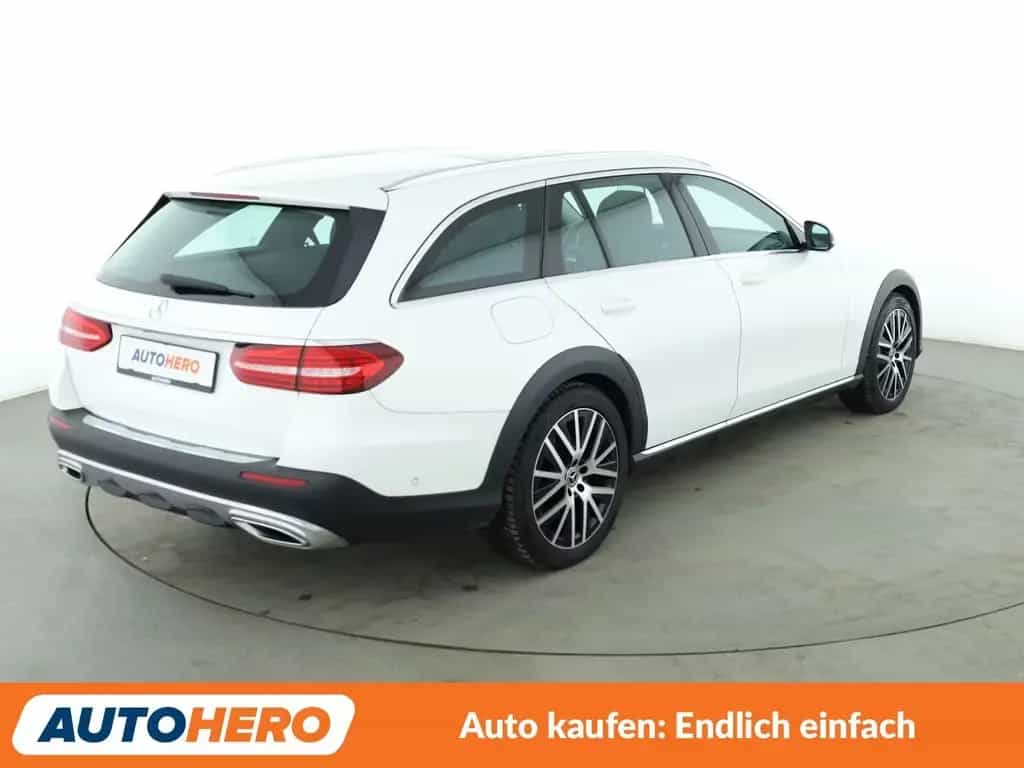 Mercedes-Benz E-Class d 4Matic Aut.*LED*NAVI*ACC*CAM*PDC*SHZ* 02/2021-photo-5