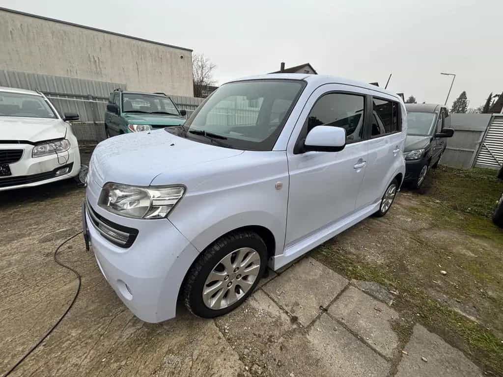 Daihatsu Materia 1.5 weiss 01/2008-photo-0