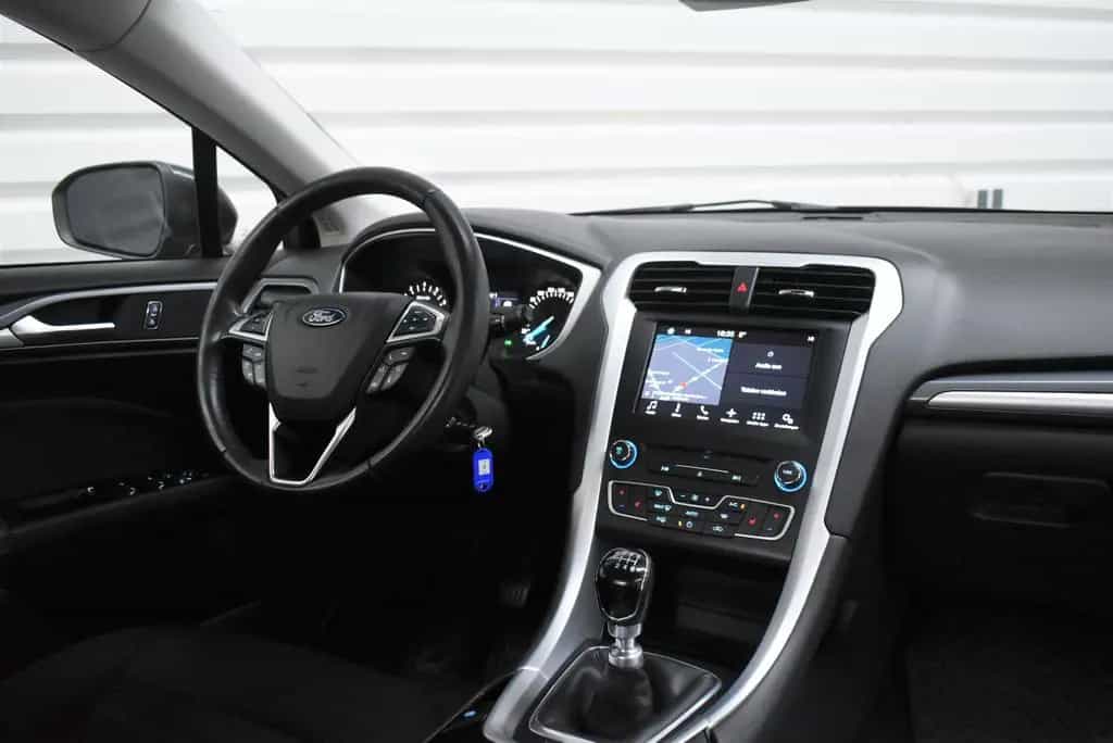 Ford Mondeo Turnier Business Edition+Navi+AHK+PDC 05/2017-photo-13