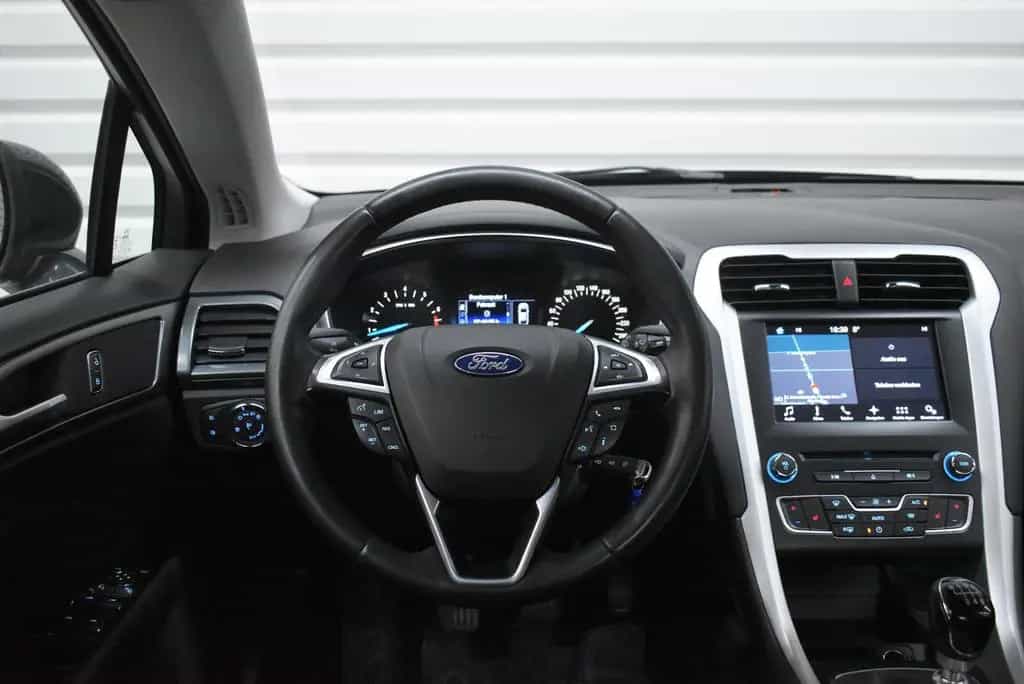Ford Mondeo Turnier Business Edition+Navi+AHK+PDC 05/2017-photo-17