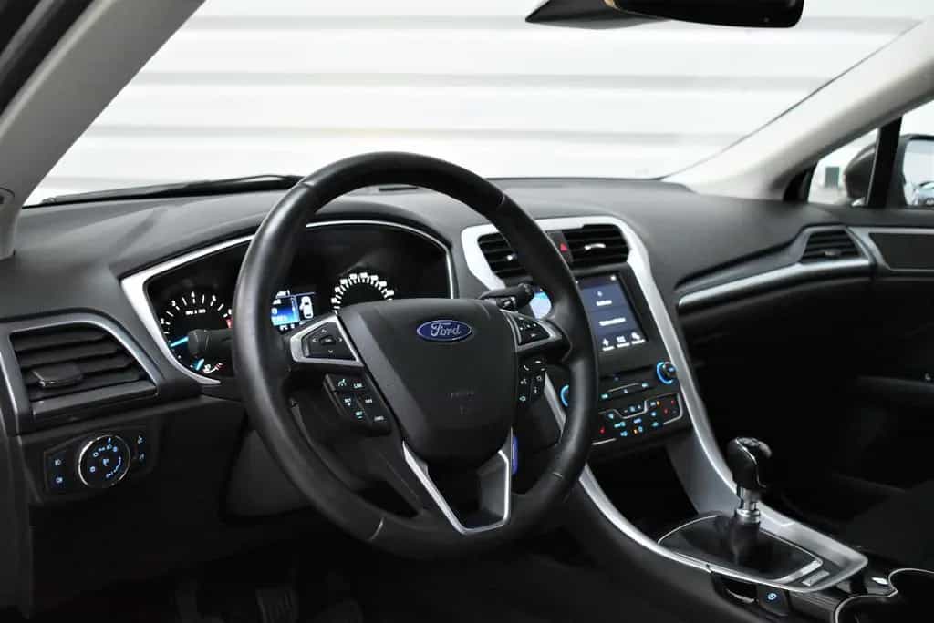 Ford Mondeo Turnier Business Edition+Navi+AHK+PDC 05/2017-photo-6