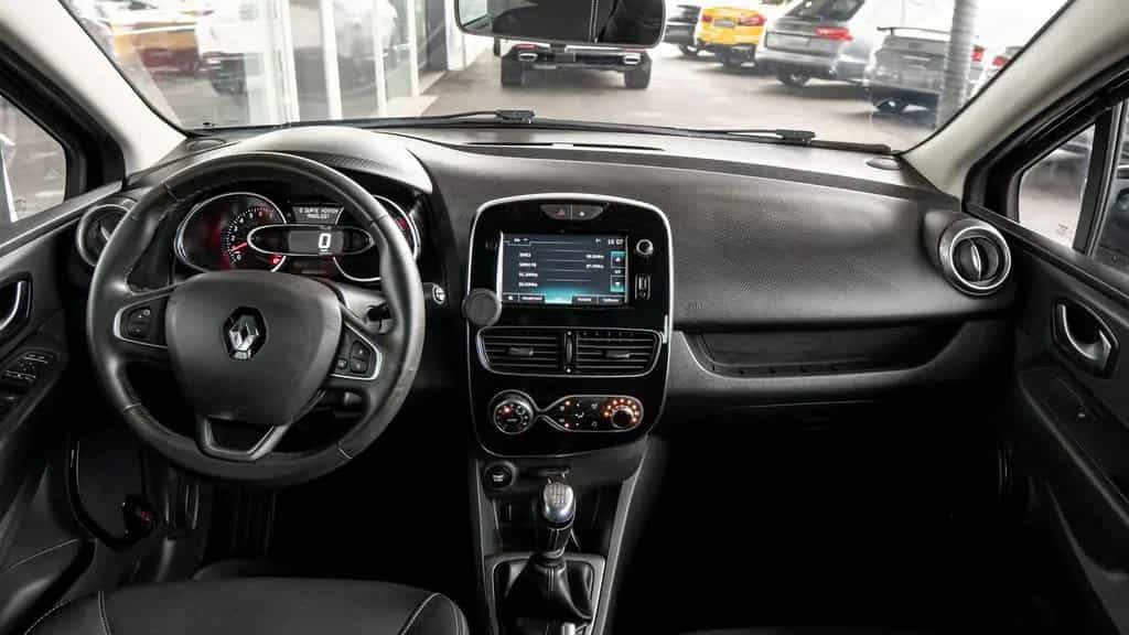Renault Clio 1.2 LIMITED *PDC*TEMPOMAT*NAVI* 03/2018-photo-12