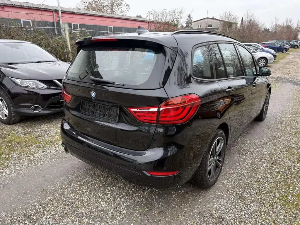 BMW 2 Series 216 216 i Sport Line 07/2019-photo-3