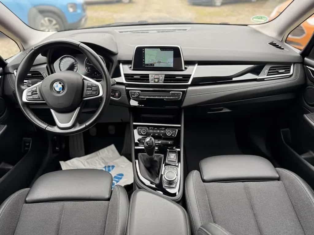 BMW 2 Series 216 216 i Sport Line 07/2019-photo-4