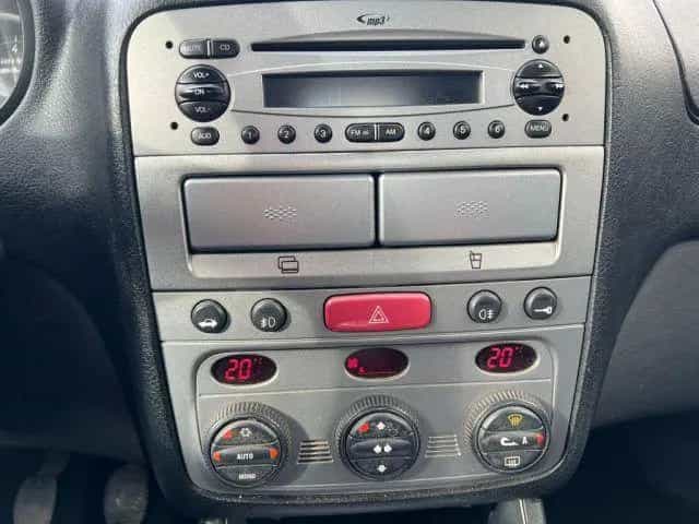 Alfa Romeo 147 ROMEO 147 1.9 JTD (120) 5 porte 05/2008-photo-9