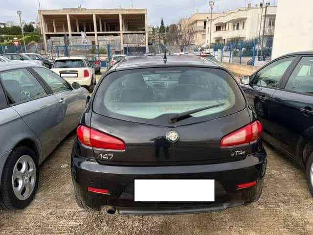 Alfa Romeo 147 ROMEO 147 1.9 JTD (120) 5 porte 05/2008-photo-4
