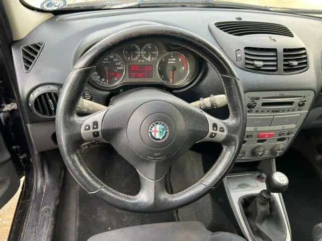 Alfa Romeo 147 ROMEO 147 1.9 JTD (120) 5 porte 05/2008-photo-8