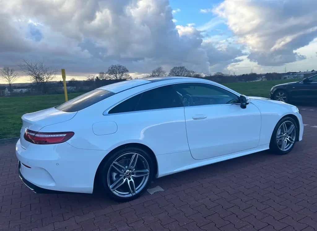 Mercedes-Benz E-Class 200 Coupé AMG - Pano - Burmester - 9G Tronic 07/2018-photo-2