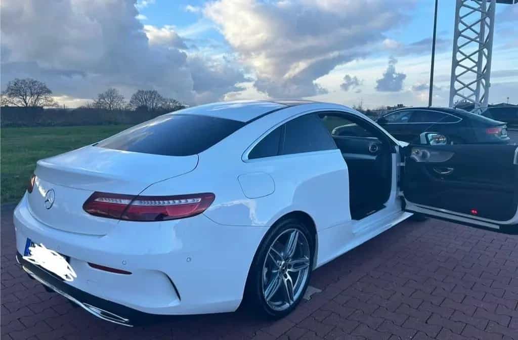 Mercedes-Benz E-Class 200 Coupé AMG - Pano - Burmester - 9G Tronic 07/2018-photo-4