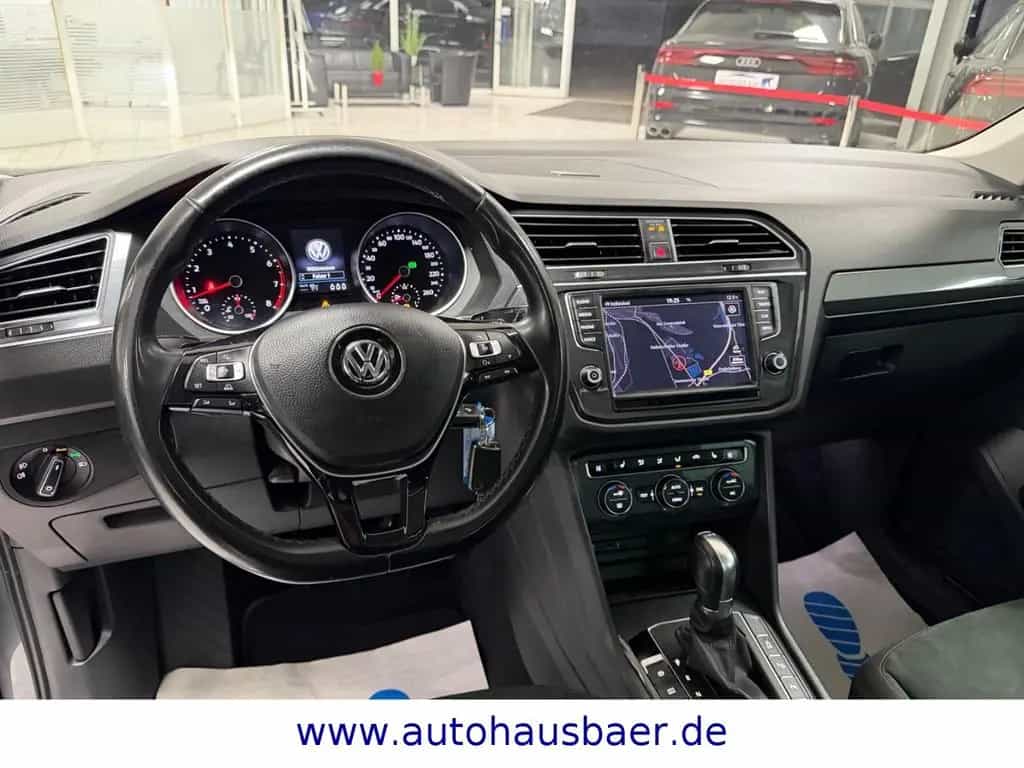 Volkswagen Tiguan Highline BMT/Start-Stopp 4Motion*PANO*ACC 03/2017-photo-10