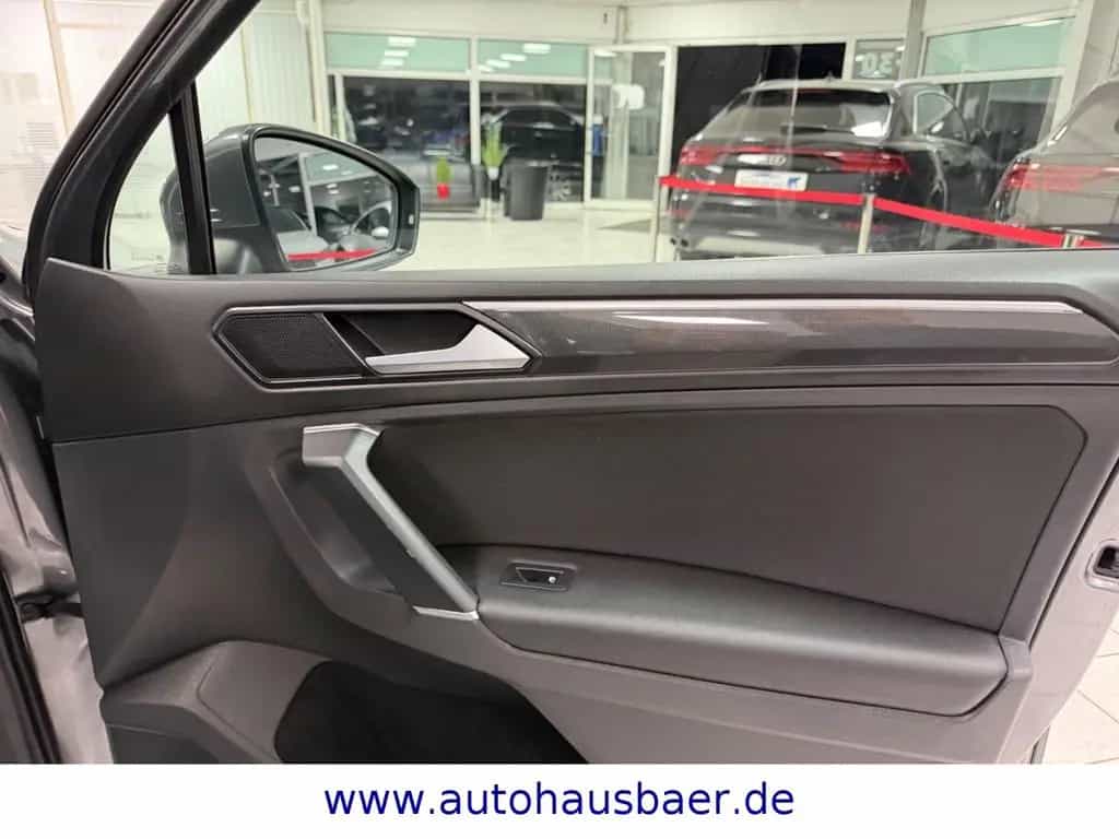 Volkswagen Tiguan Highline BMT/Start-Stopp 4Motion*PANO*ACC 03/2017-photo-13