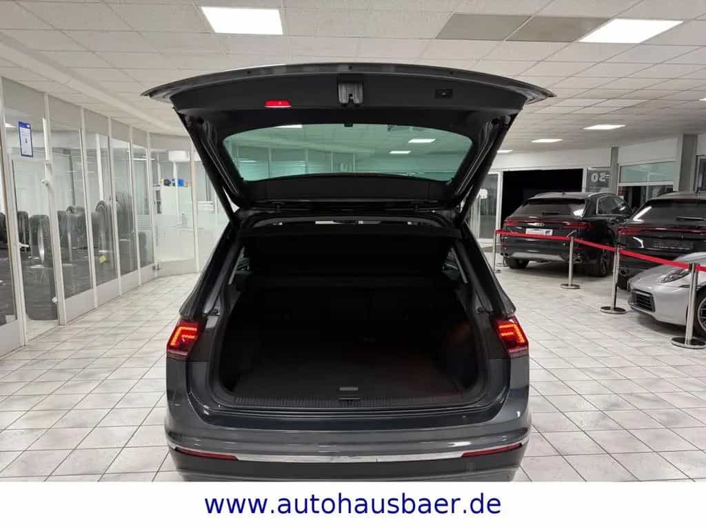 Volkswagen Tiguan Highline BMT/Start-Stopp 4Motion*PANO*ACC 03/2017-photo-19